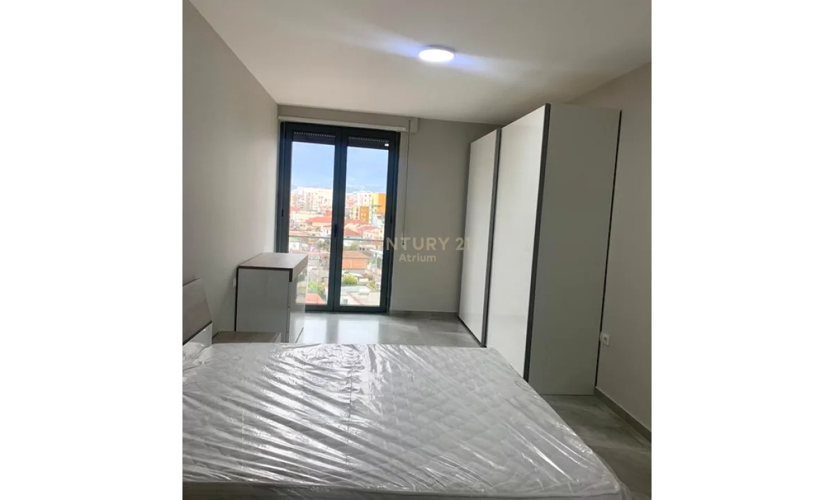 Shtepi me qera Apartament ne Tirane, 2+1, Mobilimi E mobiluar, Pagesa 700  Euro.