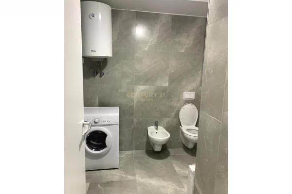 Shtepi me qera Apartament ne Tirane, 2+1, Mobilimi E mobiluar, Pagesa 700  Euro.