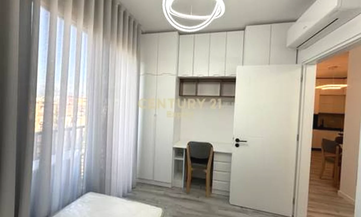 Shtepi me qera Apartament ne Tirane, 2+1, Mobilimi E mobiluar, Pagesa 80,000  Leke.
