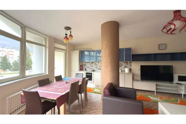 Shtepi ne shitje Apartament ne Tirane, 2+1, Mobilimi E mobiluar, Pagesa 150,000  Euro.