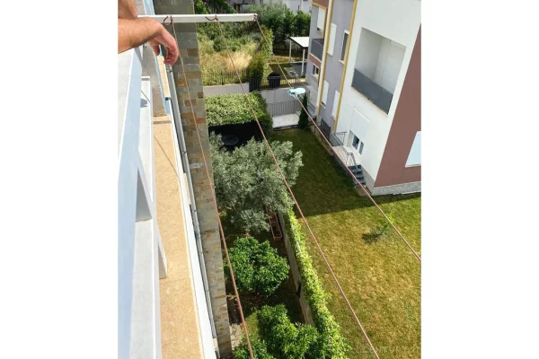 Shtepi me qera Vila Luksoze ne Tirane, 4+1, Mobilimi E mobiluar, Pagesa 1,500  Euro.