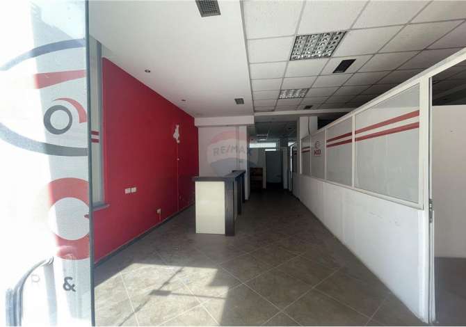 Ambient Biznesi (dyqan) per shitje tek 21 Dhjetori