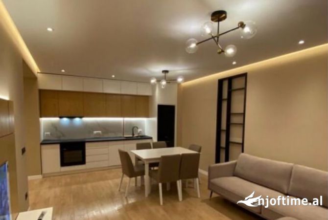 APARTAMENT ME QIRA 2+1 Rruga e Kosovareve