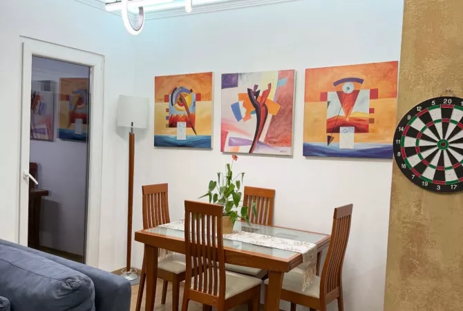 Appartamento in affitto a Tirana 2+1, Arredato