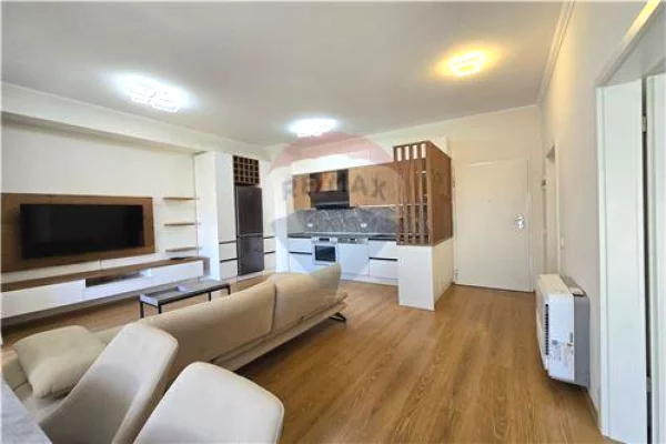 Shtepi me qera Apartament ne Tirane, 1+1, Mobilimi E mobiluar, Pagesa 450  Euro.