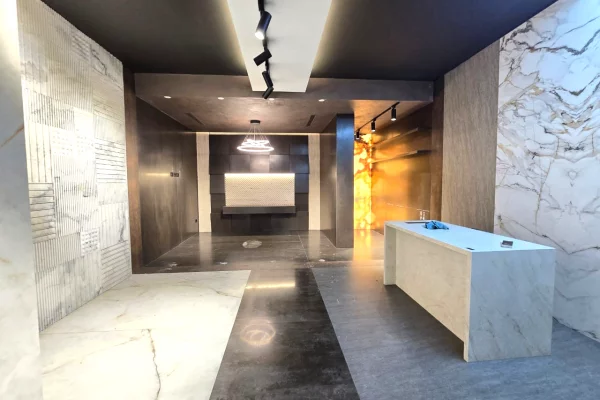 JEPET DYQAN ME QERA STADIUMI DINAMO