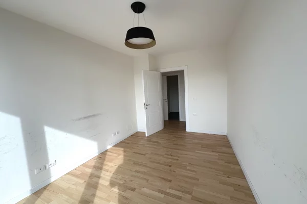 Ambient per zyra me qira Lake View