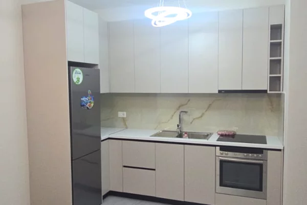 Shtepi me qera Apartament ne Tirane, 1+1, Mobilimi E mobiluar, Pagesa 450  Euro.