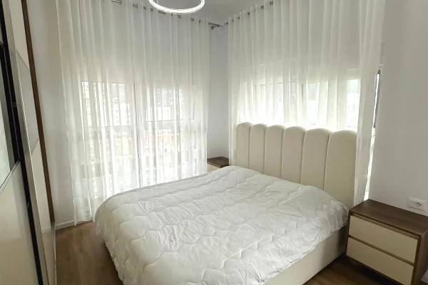 Appartamento in affitto a Tirana 1+1, Arredato