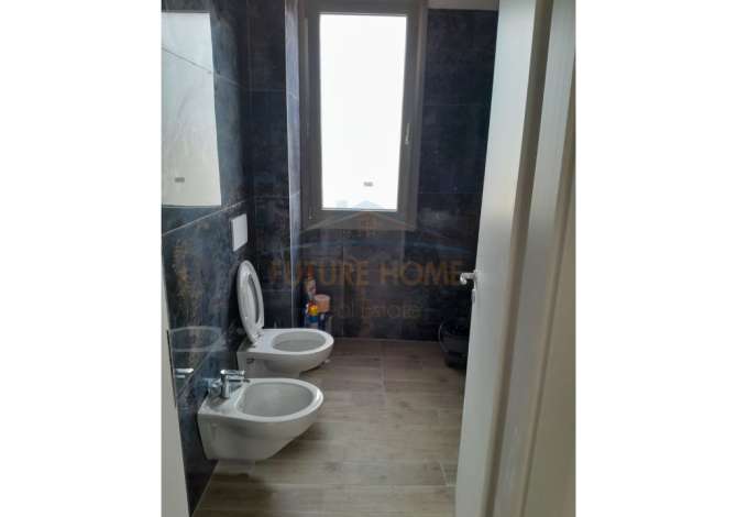 Shtepi me qera Apartament ne Tirane, 2+1, Mobilimi E mobiluar, Pagesa 45,000  Leke.