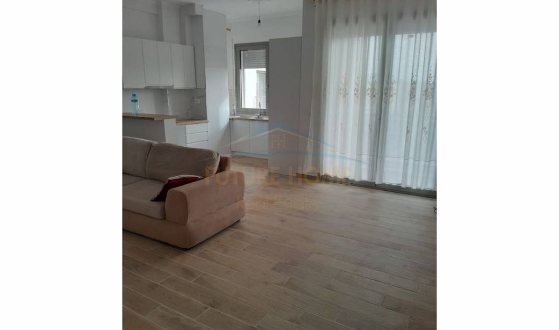 Shtepi me qera Apartament ne Tirane, 2+1, Mobilimi E mobiluar, Pagesa 45,000  Leke.