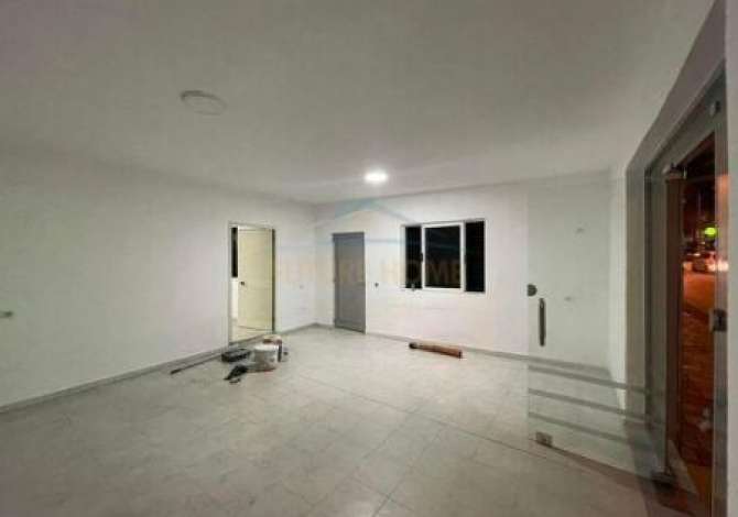 Ambient biznesi me qera 1+1 ne Tirane - 700 Euro