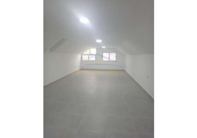 Business Property in Sale 1+1 in Tirana - 155,000 Euro