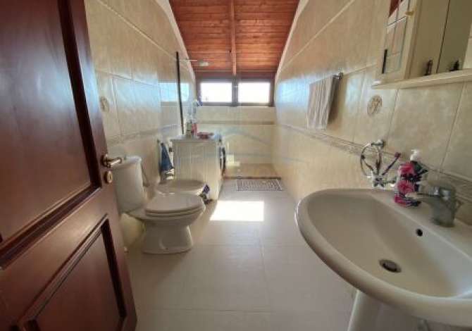 Appartamento in vendita a Tirana 2+1, Arredato