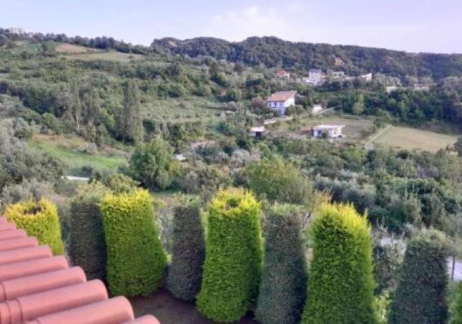 Appartamento in vendita a Tirana 2+1, Arredato