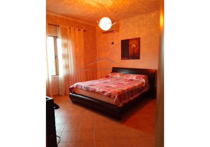 Appartamento in vendita a Tirana 2+1, Arredato