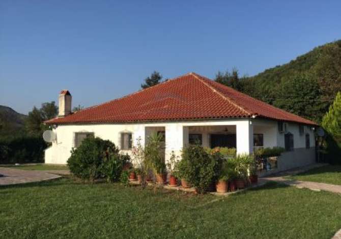 Shtepi me qera 2+1 ne Tirane - 1,500 Euro