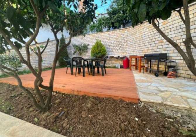 Villa di lusso in vendita a Tirana 4+1, Arredato