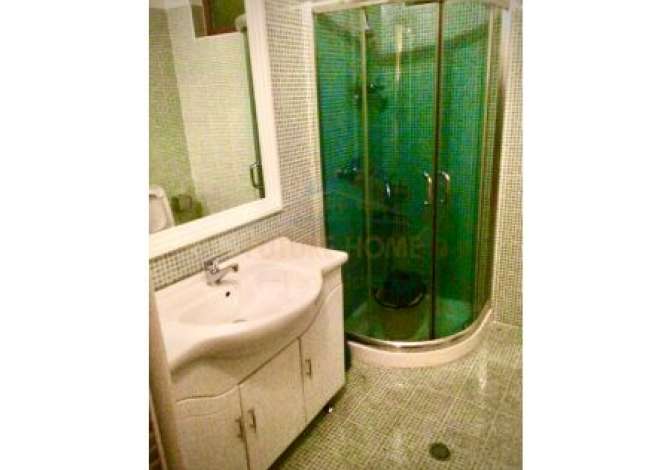 Villa di lusso in vendita a Tirana 4+1, Arredato