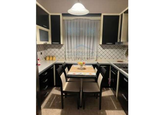 Villa di lusso in vendita a Tirana 6+1, Arredato