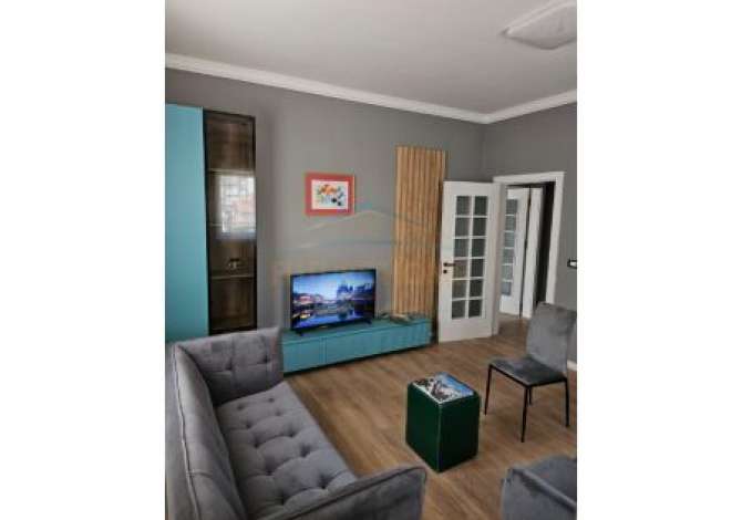 Shtepi me qera Apartament ne Tirane, 1+1, Mobilimi E mobiluar, Pagesa 650  Euro.