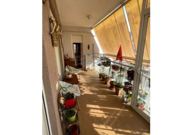 Shtepi ne shitje Apartament ne Tirane, 2+1, Mobilimi E mobiluar, Pagesa 220,000  Euro.