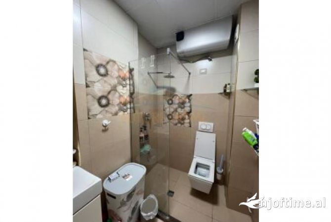 Appartamento in vendita a Tirana 3+1, Arredato