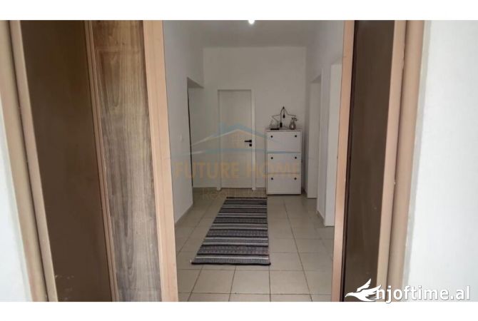 Shtepi me qera Shtepi Private ne Tirane, 2+1, Mobilimi E mobiluar, Pagesa 600  Euro.