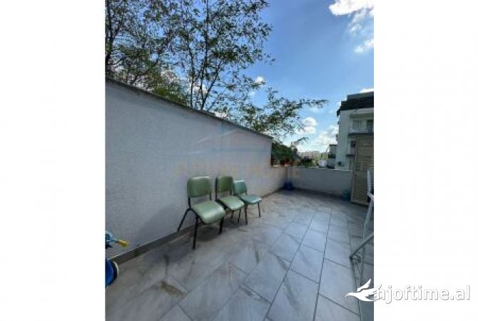 Appartamento in vendita a Tirana 3+1, Arredato