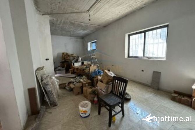 Qera, Truall + Ndertese (Shtepi Private), Kodra e Priftit, Tirane AREA46630   