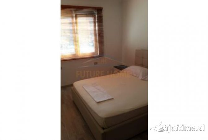 Shtepi me qera Apartament ne Tirane, 2+1, Mobilimi E mobiluar, Pagesa 400  Euro.