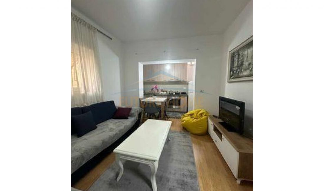 Appartamento in vendita a Tirana 3+1, Arredato