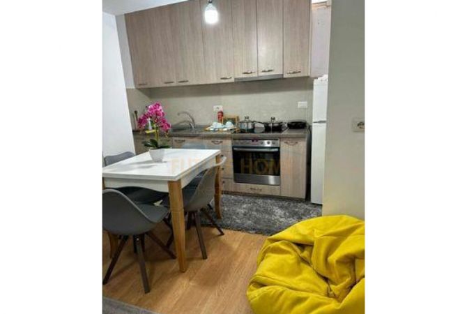 Appartamento in vendita a Tirana 3+1, Arredato