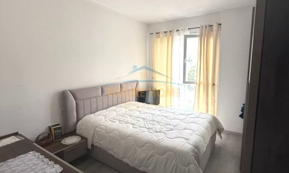 Appartamento in vendita a Tirana 2+1, Arredato