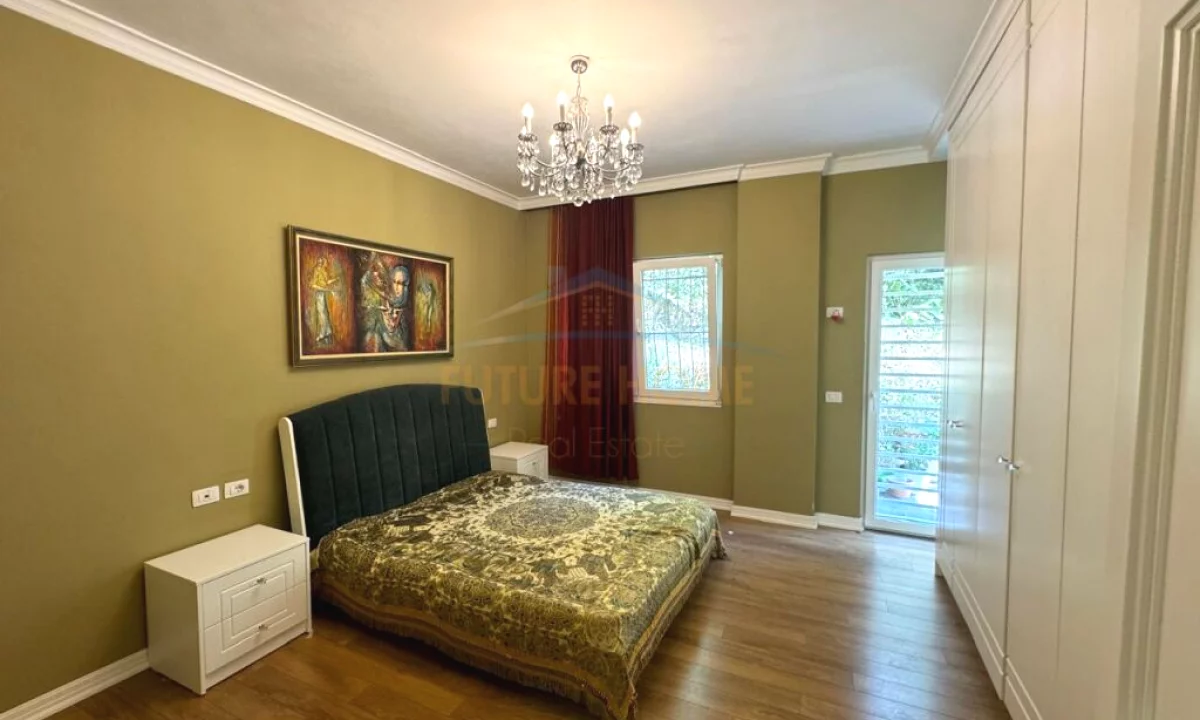 Shtepi me qera Apartament ne Tirane, 2+1, Mobilimi E mobiluar, Pagesa 850  Euro.