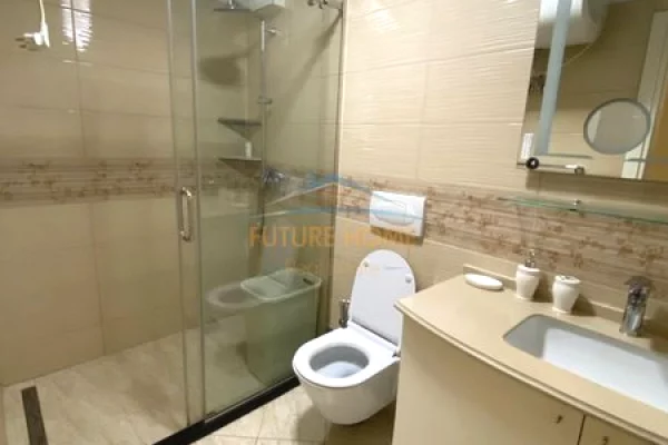 Shtepi me qera Apartament ne Tirane, 3+1, Mobilimi E mobiluar, Pagesa 900  Euro.