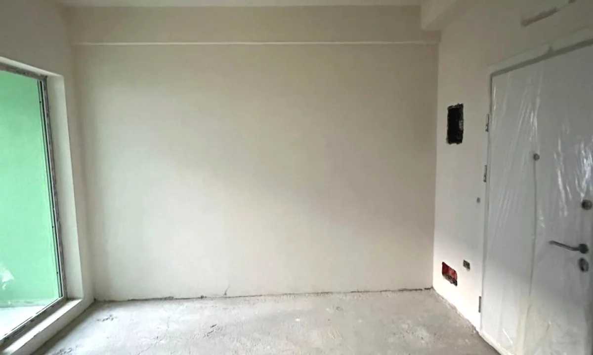 Shtepi ne shitje Apartament ne Tirane, 1+1, Mobilimi Bosh, pa mobiluar, Pagesa 74,165  Euro.
