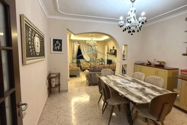 Appartamento in vendita a Tirana 2+1, Arredato