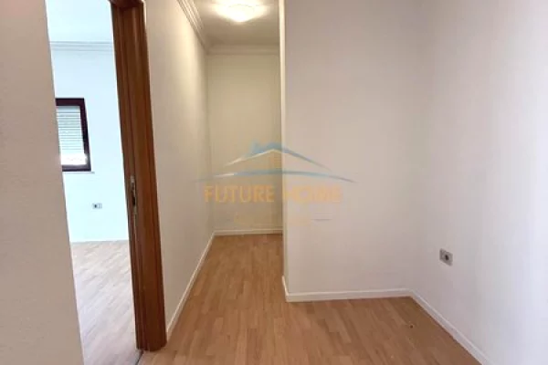 Appartamento in vendita a Tirana 2+1, Vuoto