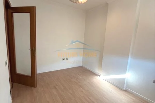 Appartamento in vendita a Tirana 2+1, Vuoto