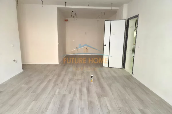 Apartment for sale in Tirana 2+1, Emty