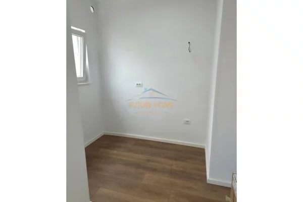 Shtepi ne shitje Apartament ne Tirane, 1+1, Mobilimi Bosh, pa mobiluar, Pagesa 108,000  Euro.