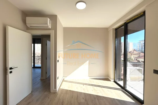 Shtepi me qera Apartament ne Tirane, 2+1, Mobilimi Bosh, pa mobiluar, Pagesa 650  Euro.