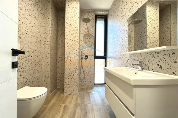 Shtepi me qera Apartament ne Tirane, 2+1, Mobilimi Bosh, pa mobiluar, Pagesa 650  Euro.