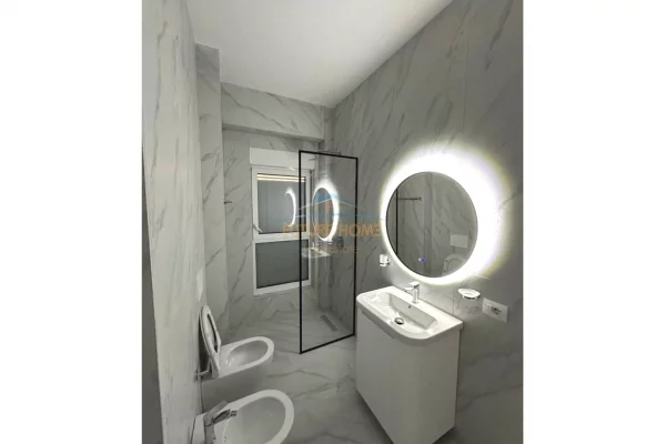 Shtepi me qera Apartament ne Tirane, 1+1, Mobilimi E mobiluar, Pagesa 450  Leke.