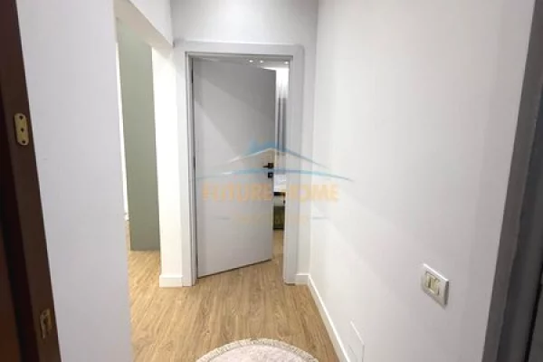 Shtepi ne shitje Apartament ne Tirane, 1+1, Mobilimi E mobiluar, Pagesa 1,110,000  Leke.