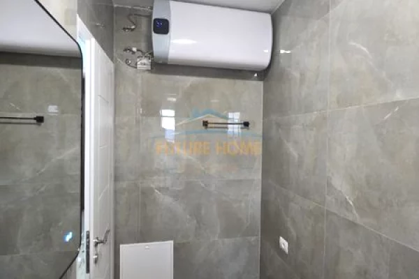 Shtepi ne shitje Apartament ne Tirane, 2+1, Mobilimi E mobiluar, Pagesa 250,000  Leke.