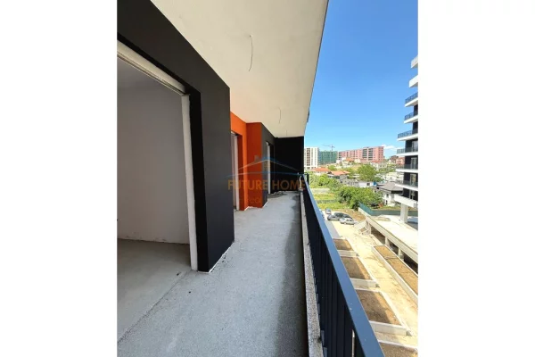 Shtepi ne shitje Apartament ne Tirane, 2+1, Mobilimi Bosh, pa mobiluar, Pagesa 114,000  Euro.