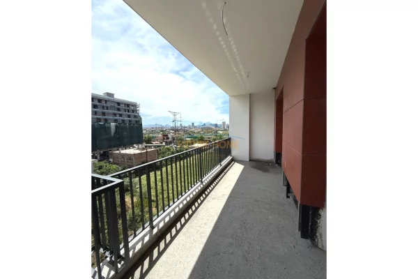 Shtepi ne shitje Apartament ne Tirane, 1+1, Mobilimi Bosh, pa mobiluar, Pagesa 90,000  Euro.
