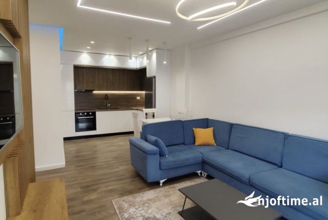 Apartament 2+1 me qera 5 Maji